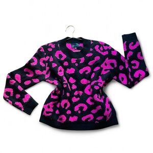 Line & Dot Pink Leopard Print Fuzzy Sweater – Y2K Statement Knit (XS)